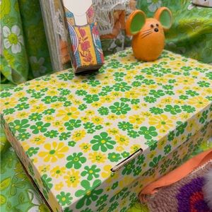 RESERVED FOR CATHERINE Z: Storage box